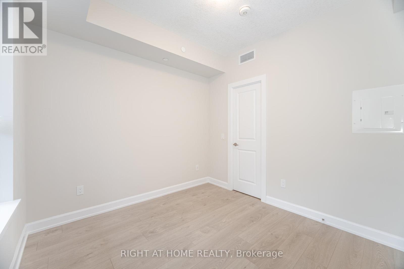 518 - 3220 William Coltson Avenue, Oakville, Ontario  L6H 7X9 - Photo 23 - W12515340