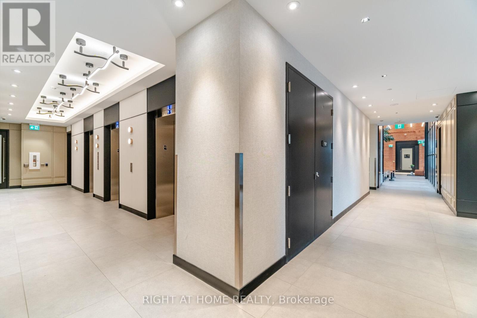 518 - 3220 William Coltson Avenue, Oakville, Ontario  L6H 7X9 - Photo 34 - W12515340