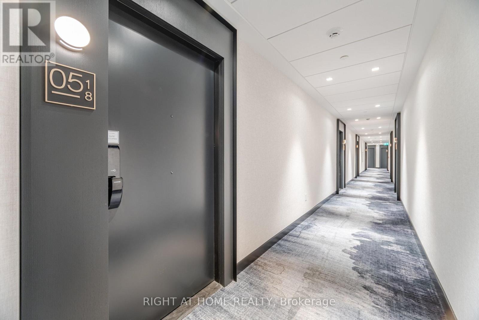 518 - 3220 William Coltson Avenue, Oakville, Ontario  L6H 7X9 - Photo 5 - W12515340