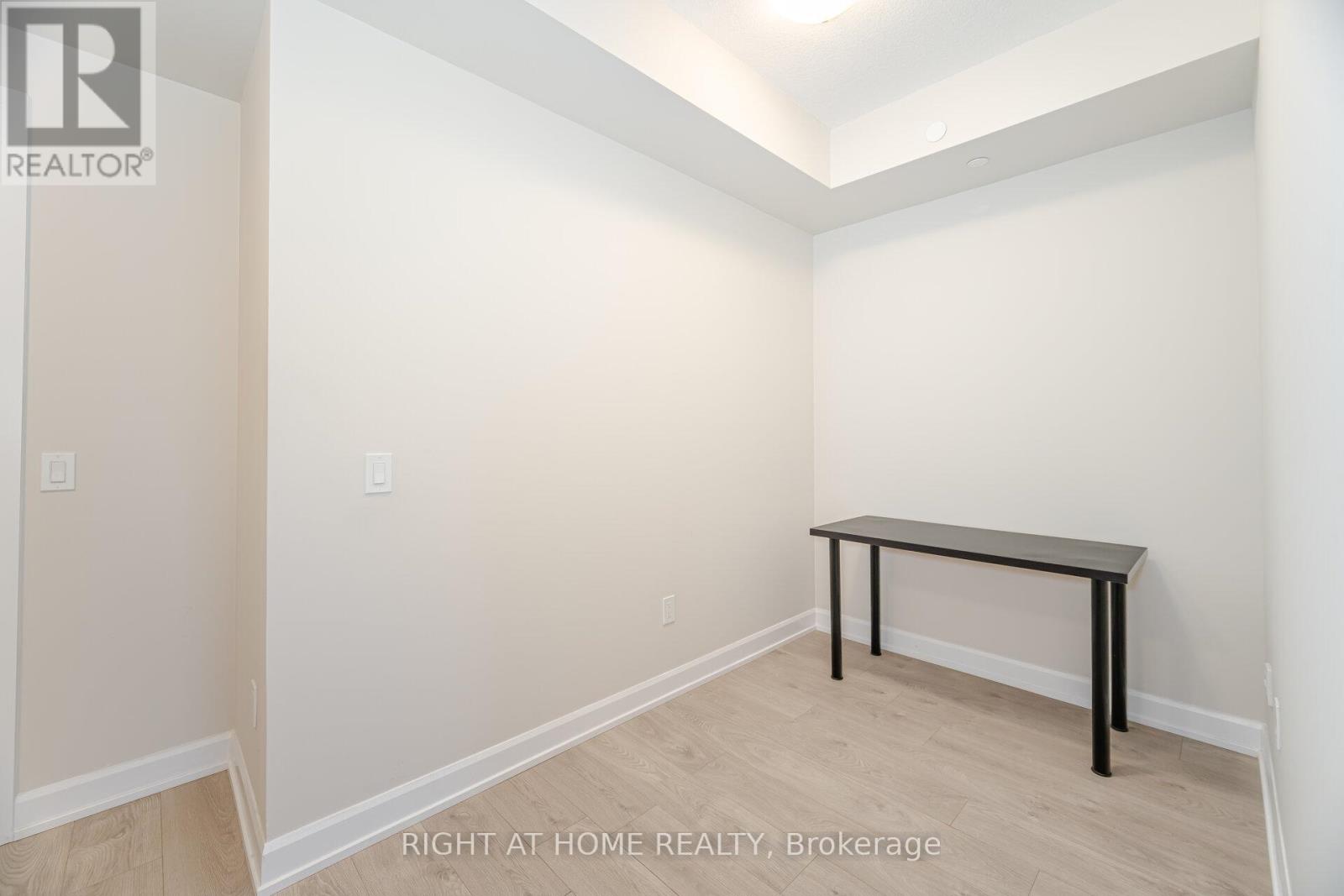 518 - 3220 William Coltson Avenue, Oakville, Ontario  L6H 7X9 - Photo 8 - W12515340