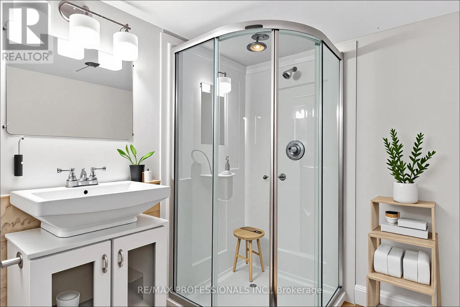 Lower - 49 Barwood Crescent, Kitchener, Ontario  N2E 1T9 - Photo 6 - X12515326