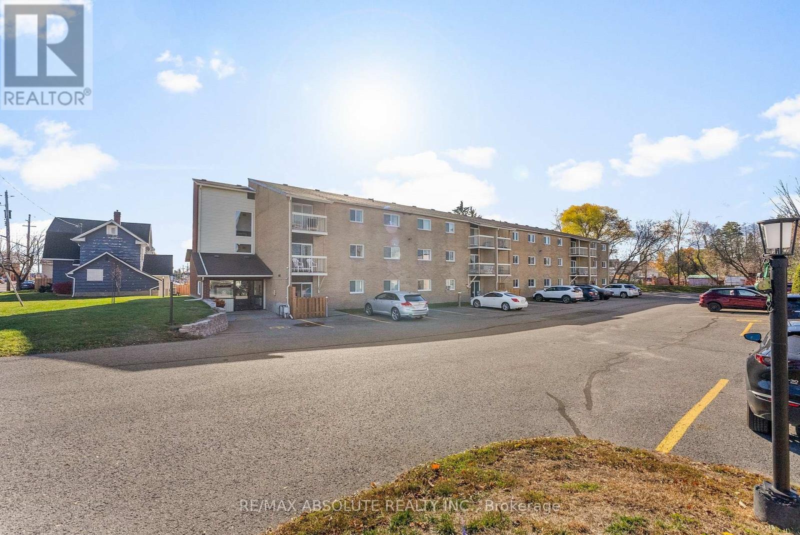 203 - 190 Elgin Street, Arnprior, Ontario K7S 1P1 - Photo 21 - X12515364