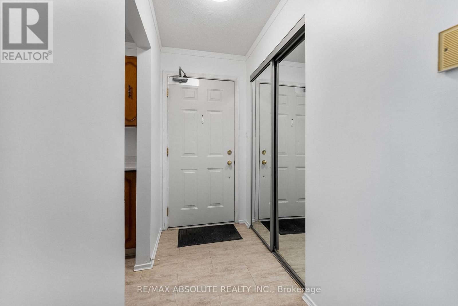 203 - 190 Elgin Street, Arnprior, Ontario K7S 1P1 - Photo 3 - X12515364