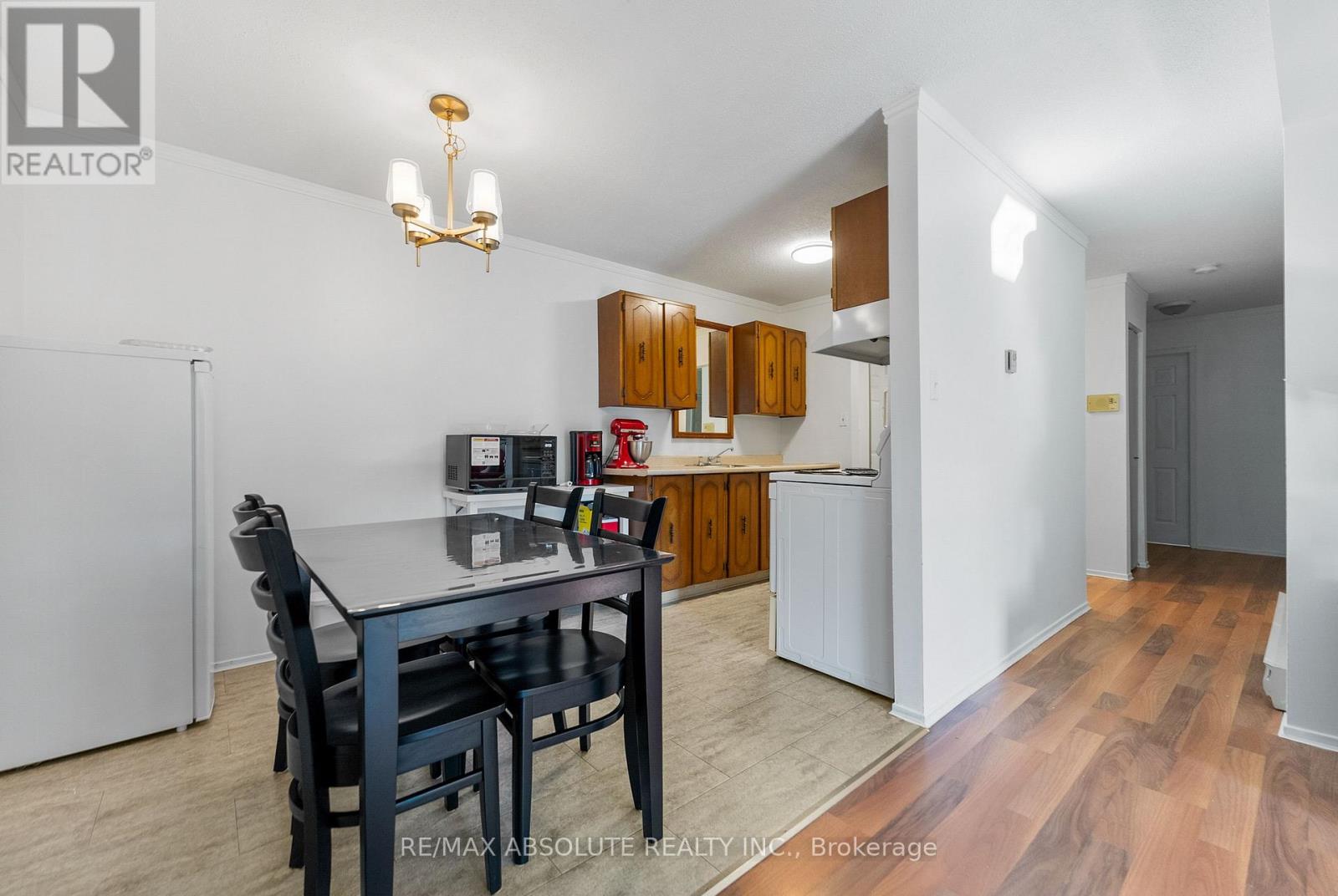 203 - 190 Elgin Street, Arnprior, Ontario K7S 1P1 - Photo 9 - X12515364