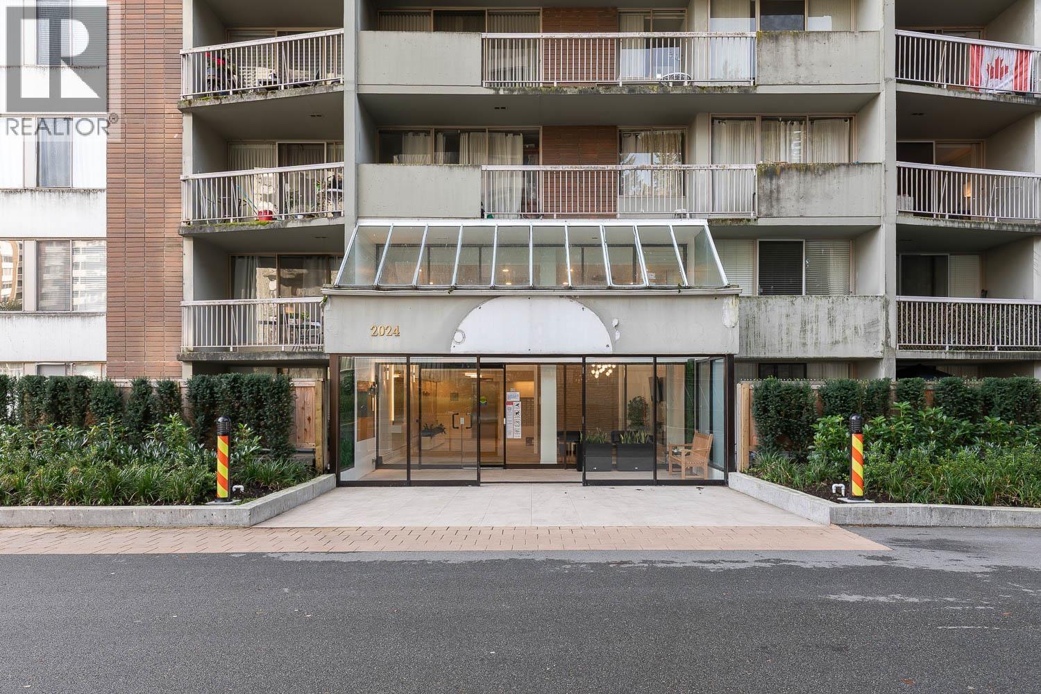 903 2024 Fullerton Avenue, North Vancouver, British Columbia V7P 3G4 - Photo 2 - R3065345