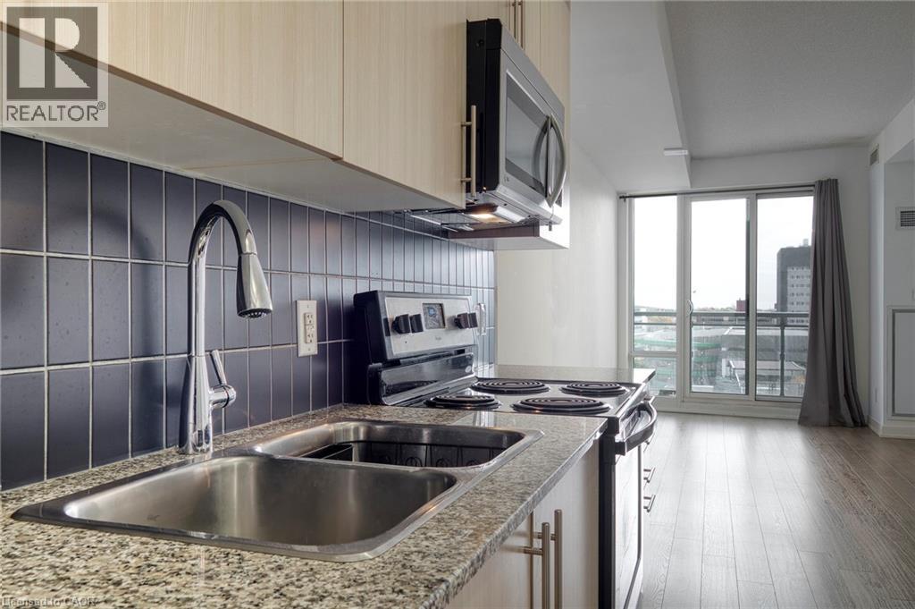 85 Duke Street W, Kitchener, Ontario  N2H 0B7 - Photo 4 - 40784978