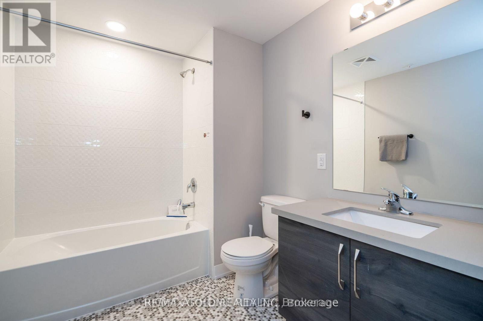 213 - 1 Chef Lane, Barrie, Ontario L9J 0M5 - Photo 19 - S12514880