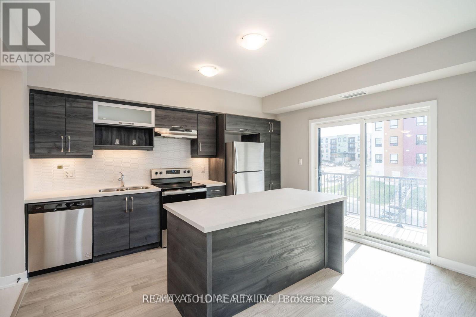 213 - 1 Chef Lane, Barrie, Ontario L9J 0M5 - Photo 9 - S12514880