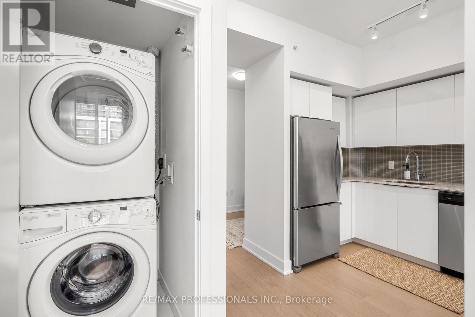 1406 - 20 Shore Breeze Drive, Toronto, Ontario M8V 0C7 - Photo 7 - W12419745