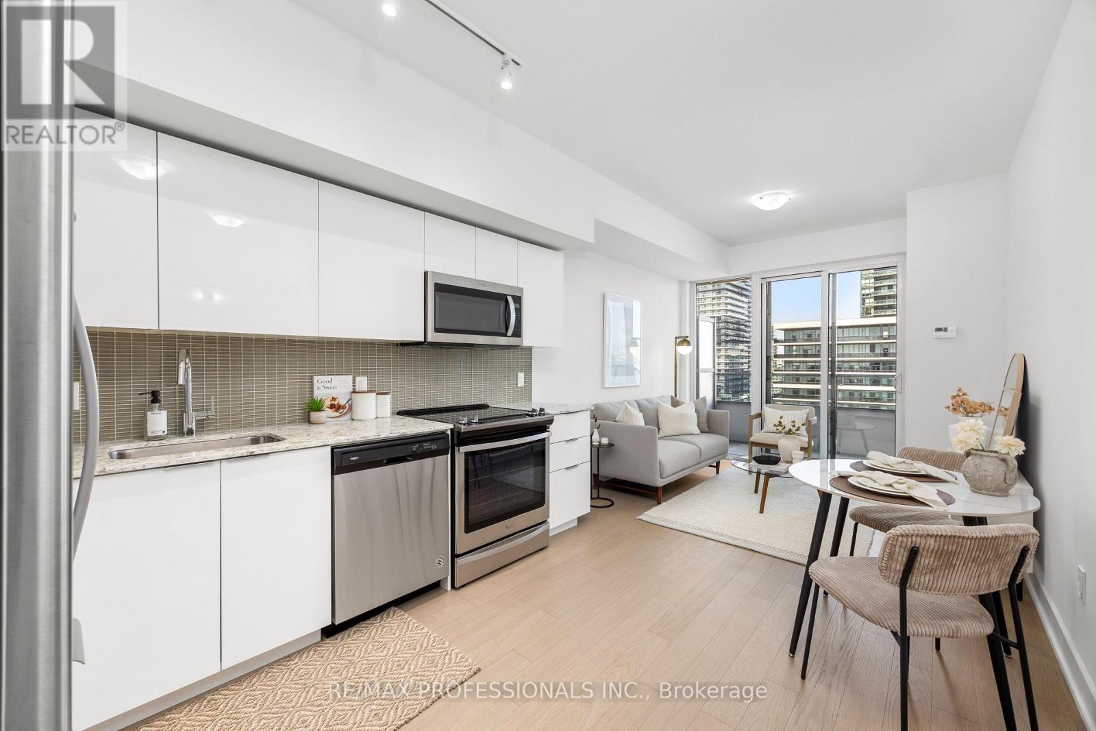 1406 - 20 Shore Breeze Drive, Toronto, Ontario M8V 0C7 - Photo 5 - W12419745