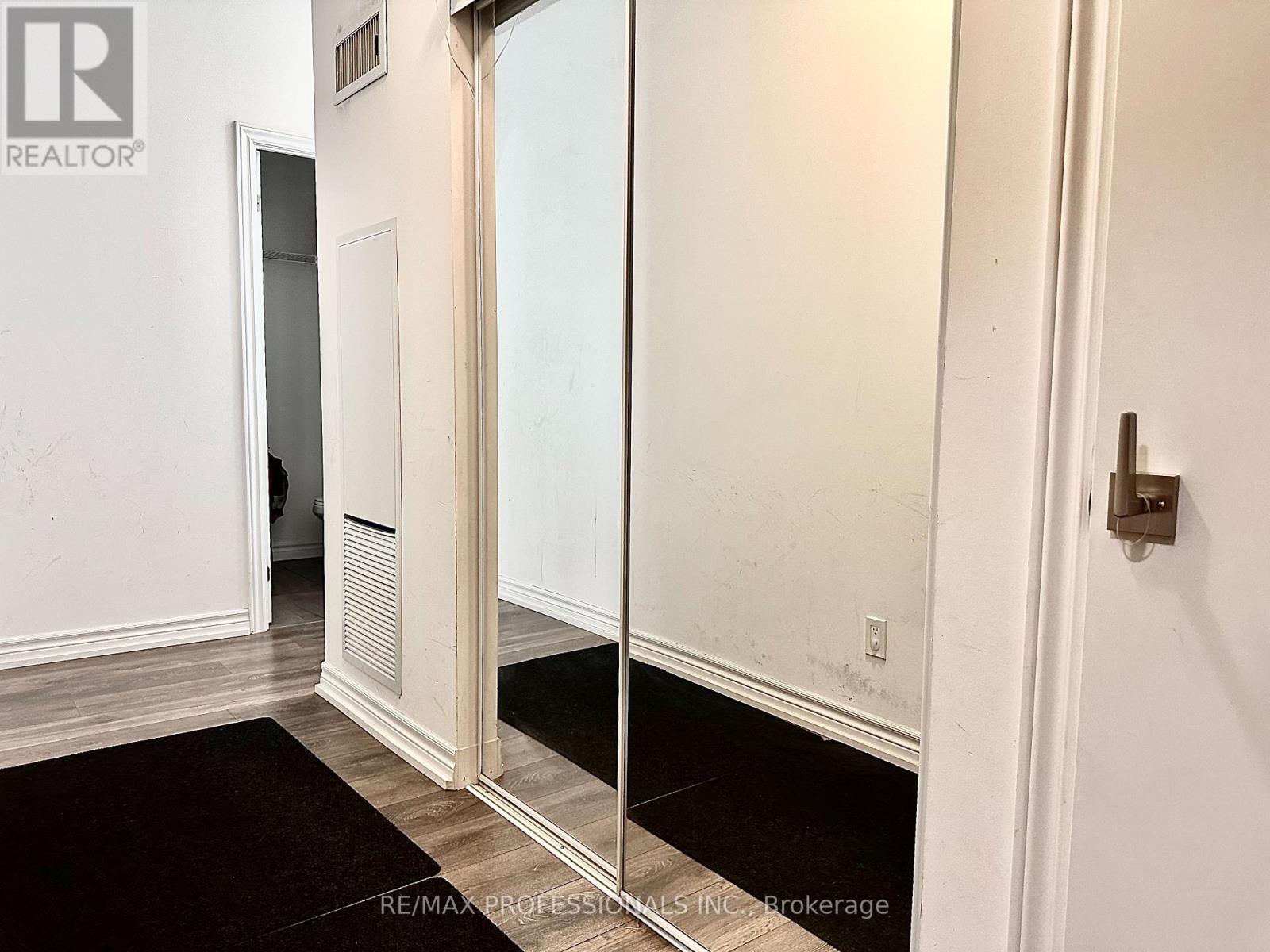 3302 - 56 Forest Manor Road, Toronto, Ontario  M2J 0E5 - Photo 7 - C12515368