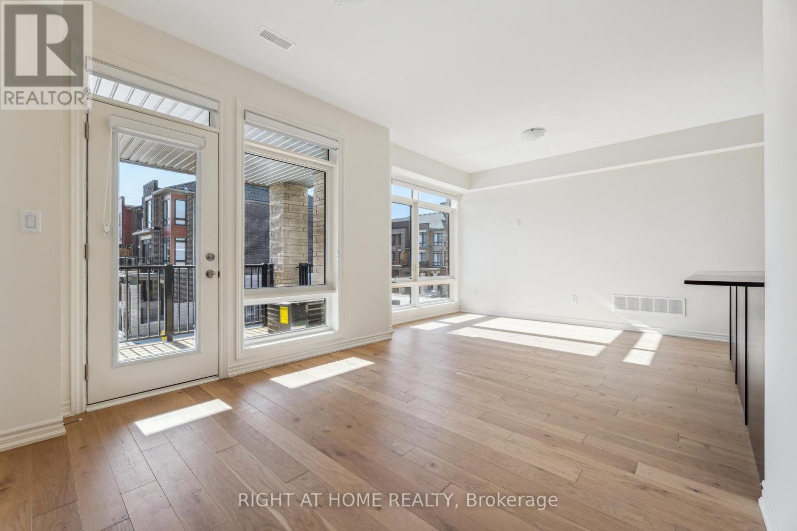 488 Salem Road S, Ajax, Ontario  L1S 7S9 - Photo 5 - E12515366