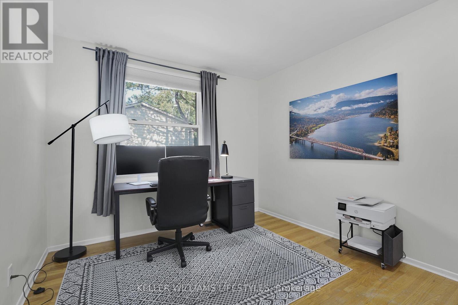 Photo 27 of 44 for 66 Lloyd Manor Crescent