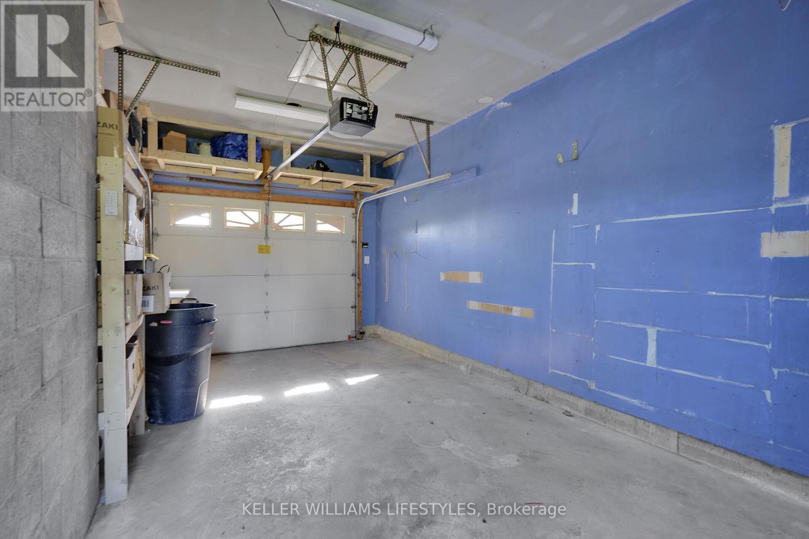 Photo 42 of 44 for 66 Lloyd Manor Crescent