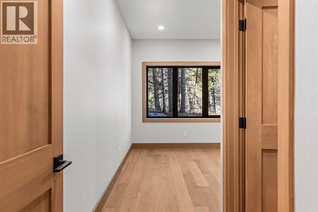 28 Blue Grouse Ridge, Canmore, Alberta  T1W 1L5 - Photo 10 - A2269131