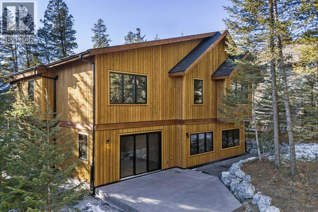 28 Blue Grouse Ridge, Canmore, Alberta  T1W 1L5 - Photo 2 - A2269131