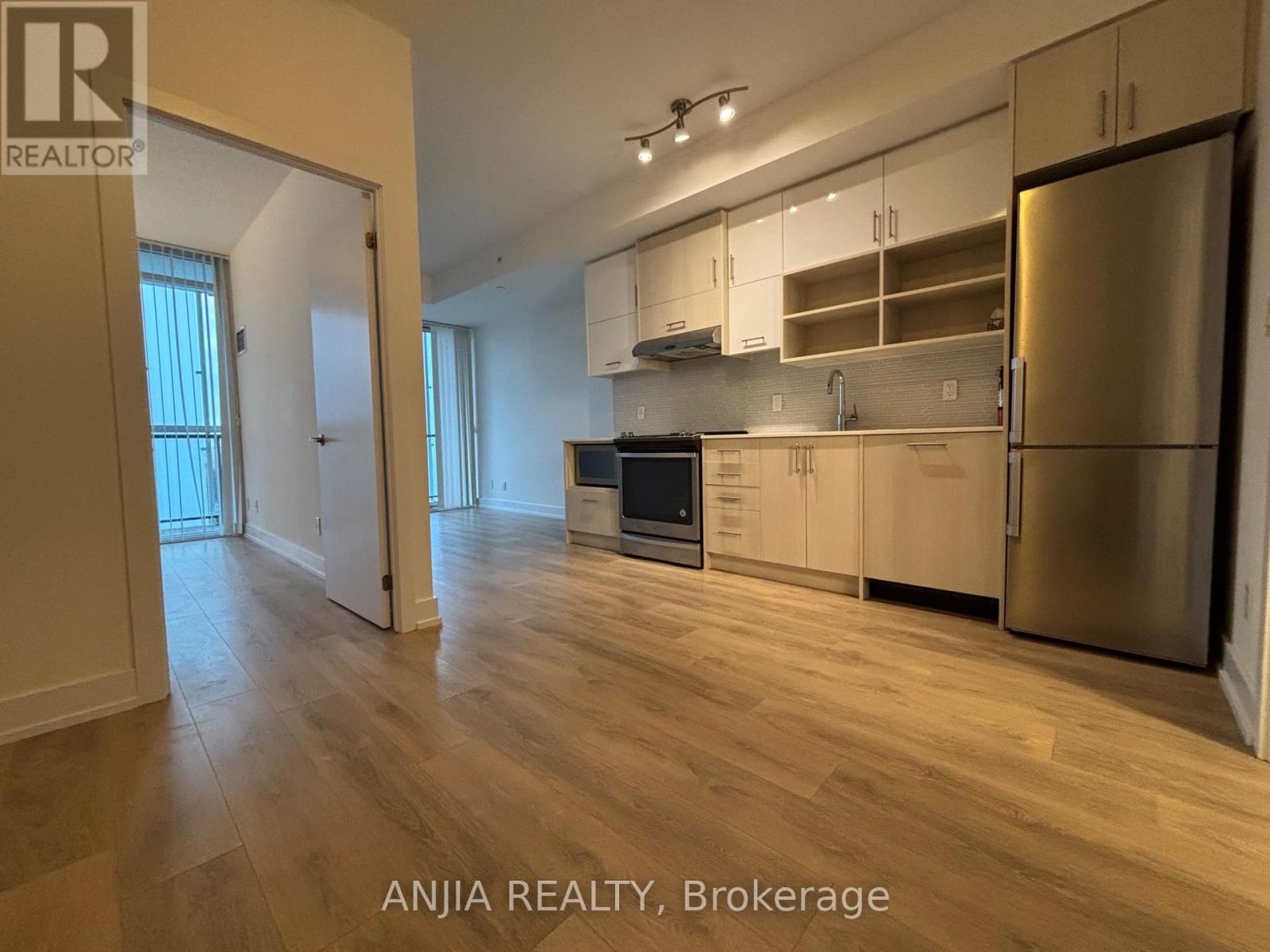 706 - 150 Fairview Mall Drive, Toronto, Ontario  M2J 4T1 - Photo 2 - C12515376