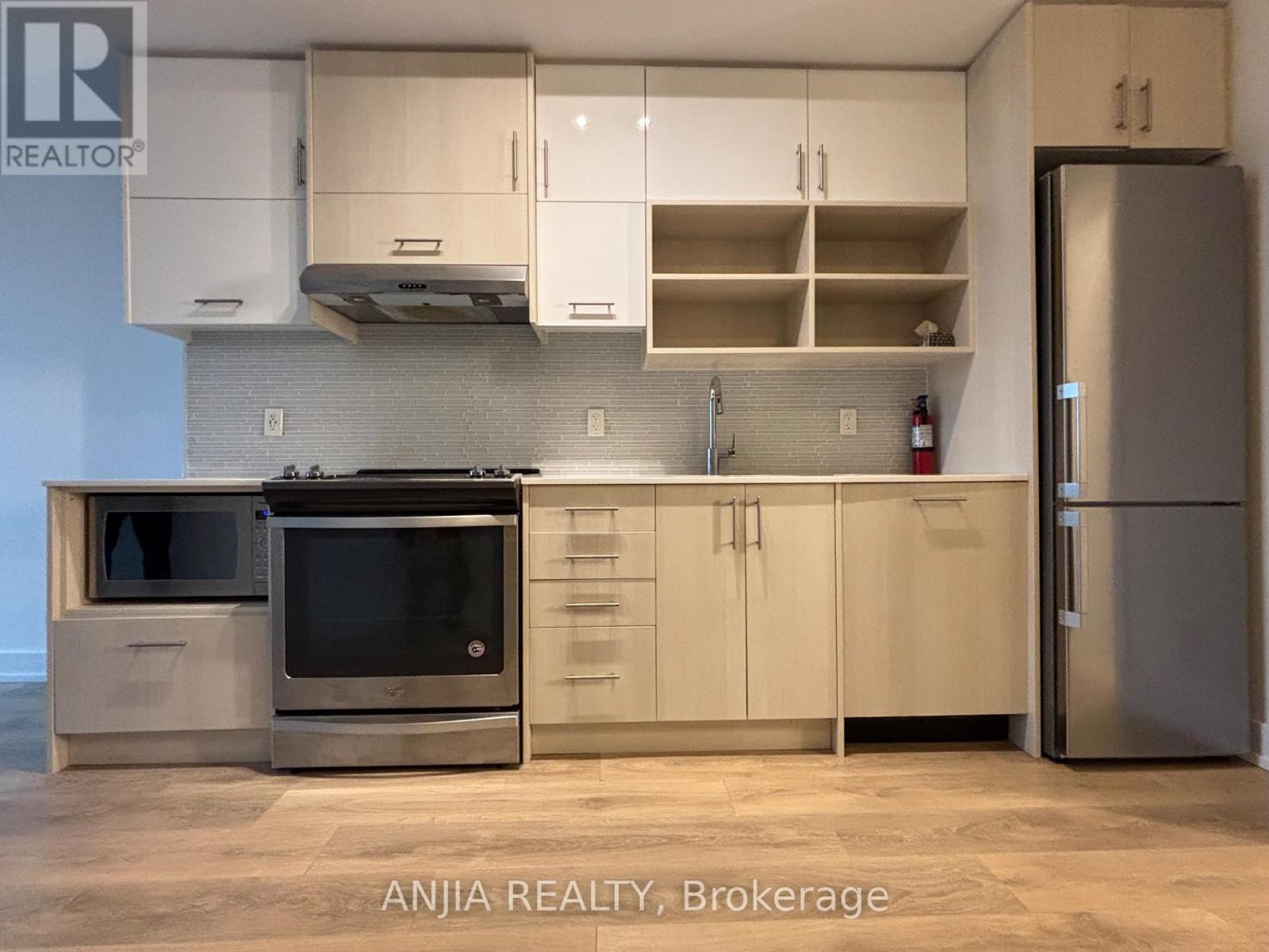 706 - 150 Fairview Mall Drive, Toronto, Ontario  M2J 4T1 - Photo 3 - C12515376