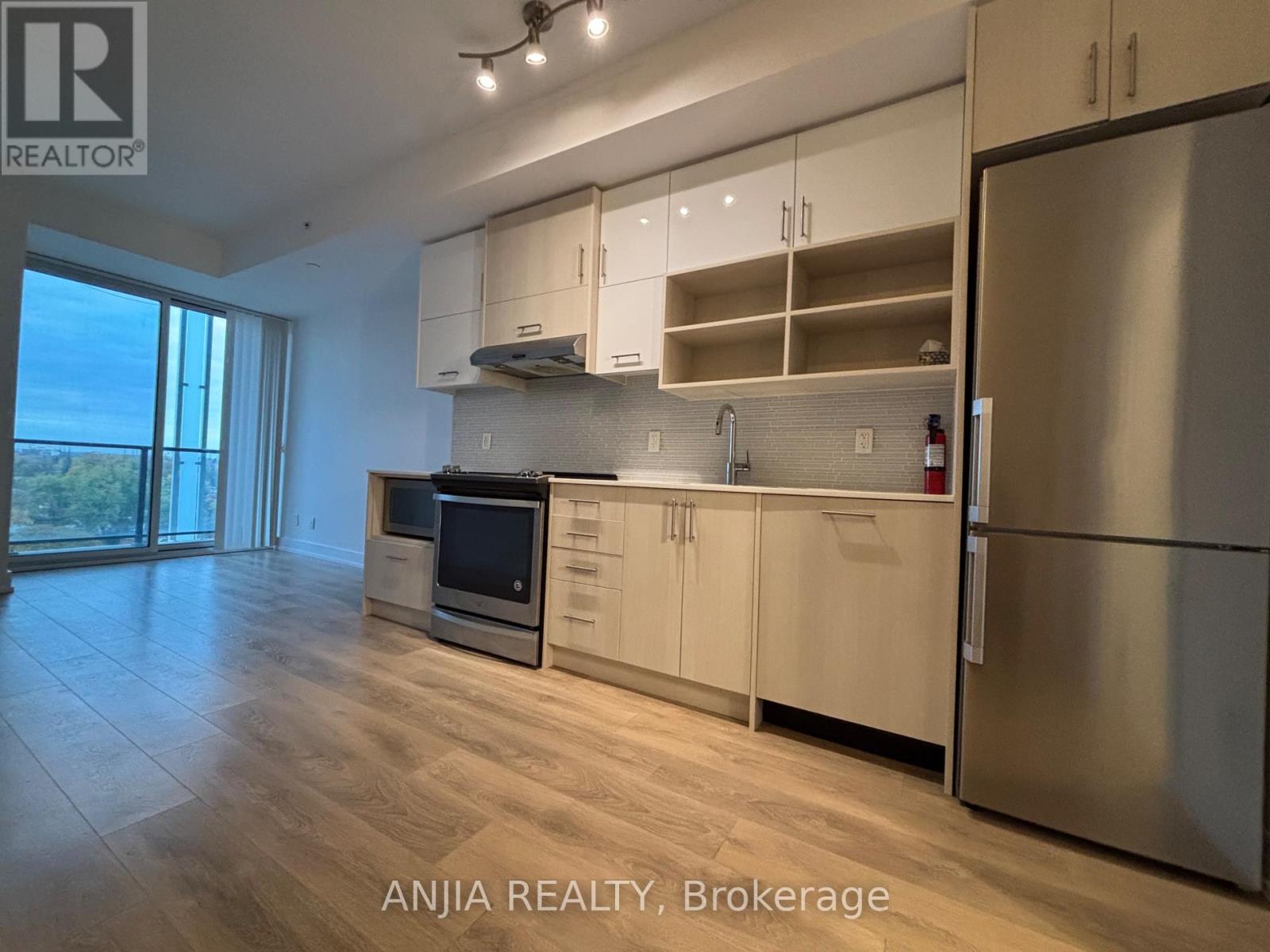 706 - 150 Fairview Mall Drive, Toronto, Ontario  M2J 4T1 - Photo 5 - C12515376