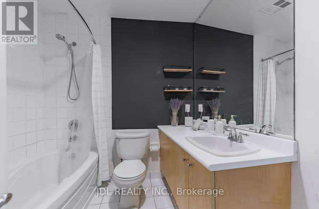 604 - 700 King St  W Street, Toronto, Ontario  M5V 2Y6 - Photo 7 - C12515382