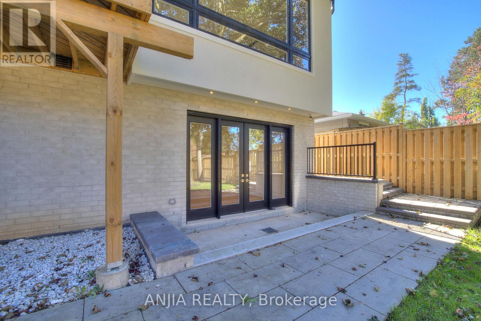 23 Cresthaven Drive, Toronto, Ontario  M2H 1L9 - Photo 16 - C12515388