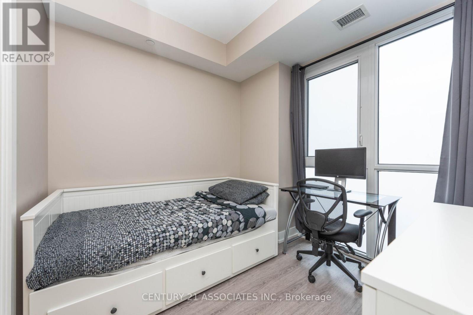 7 Grenville Street, Toronto, Ontario  M4Y 0E9 - Photo 6 - C12515396