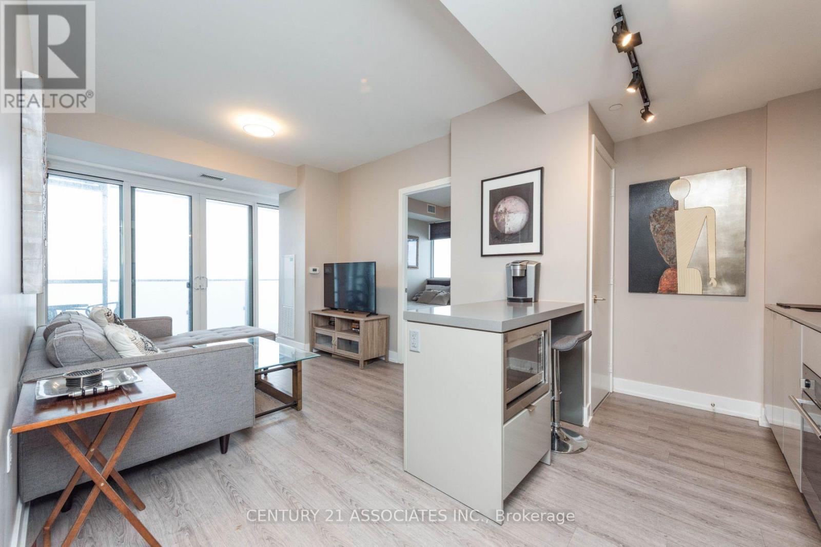 7 Grenville Street, Toronto, Ontario  M4Y 0E9 - Photo 7 - C12515396