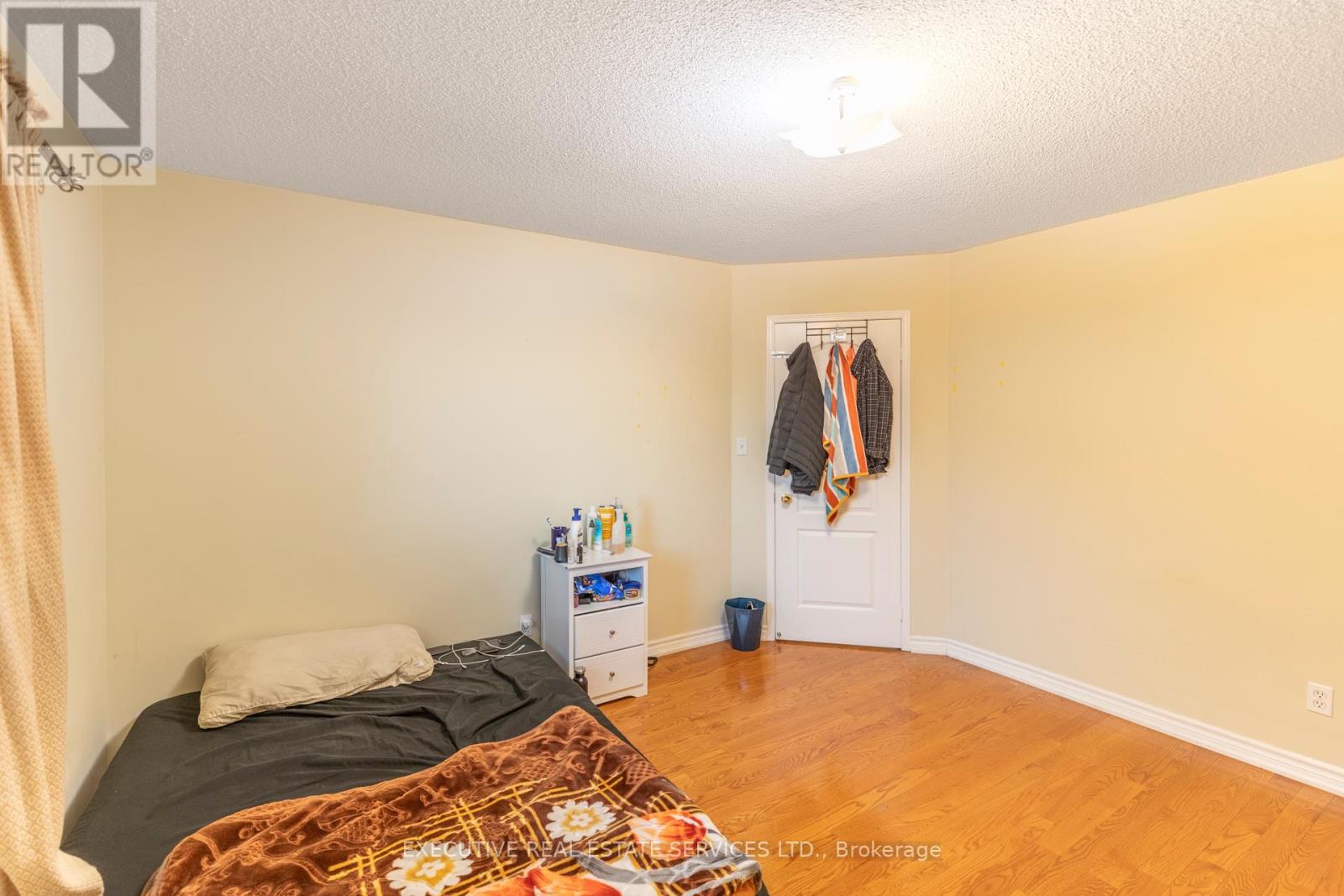 16 Sandway Drive, Brampton, Ontario L7A 2T9 - Photo 29 - W12501342