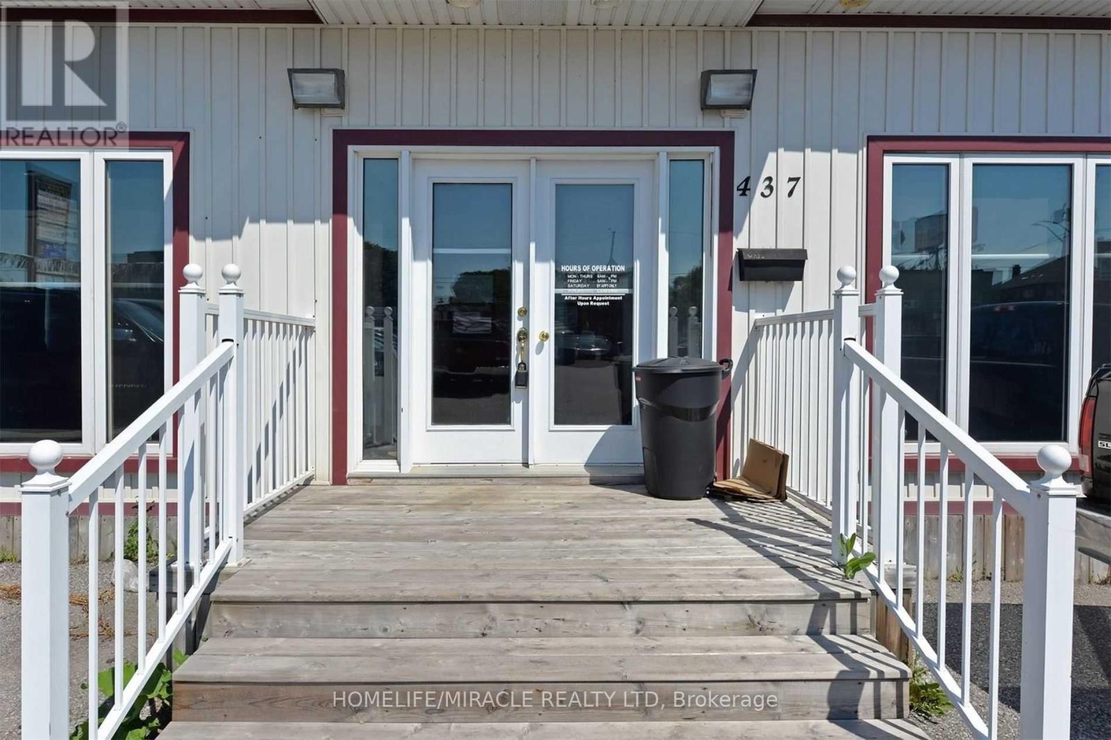 437 SIMCOE STREET S, Oshawa, Ontario