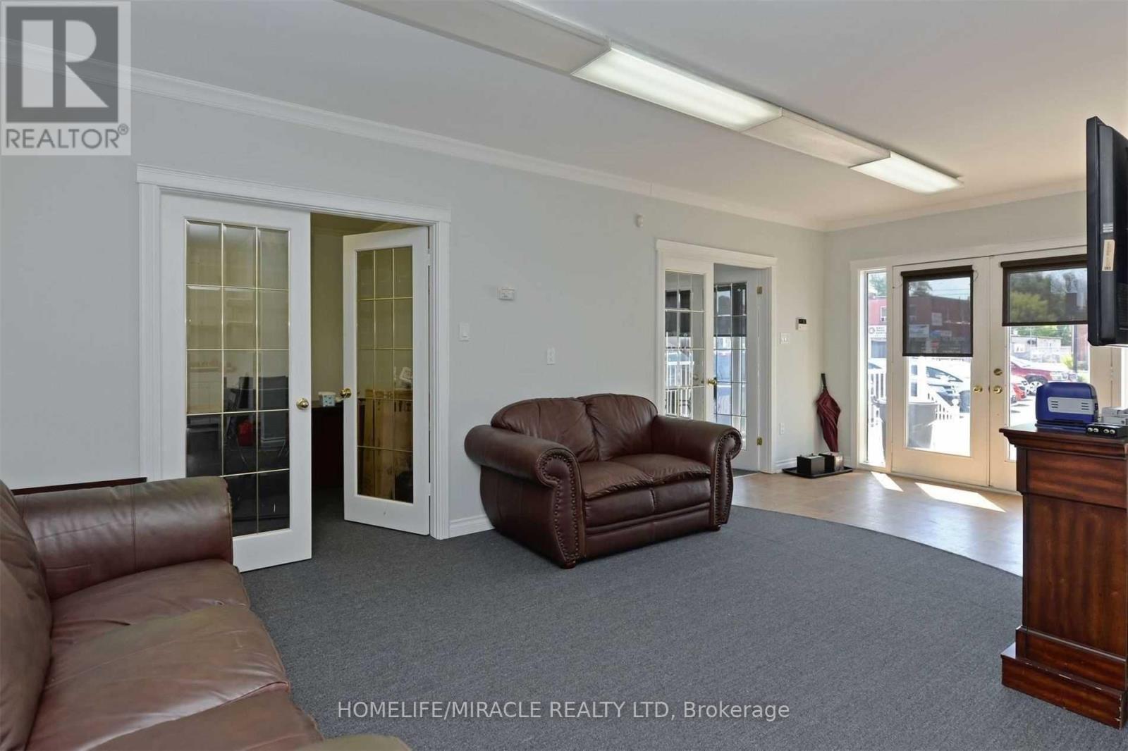 437 Simcoe Street S, Oshawa, Ontario L1H 4J5 - Photo 11 - E12515386