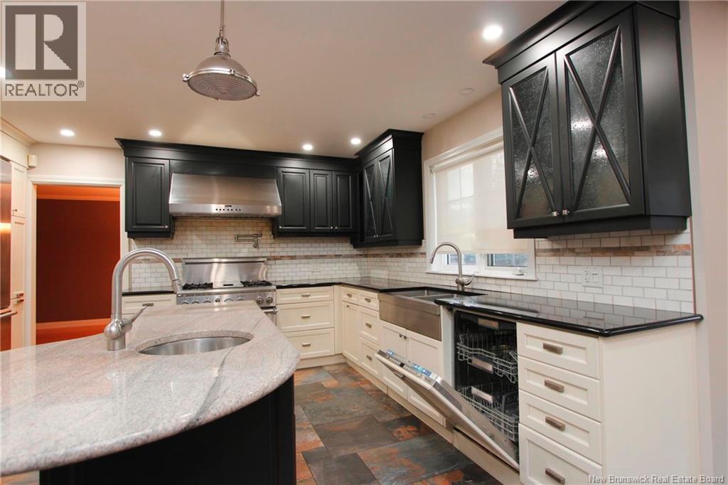 131 Wiggins Drive, Fredericton, New Brunswick  E3A 5N7 - Photo 11 - NB129714