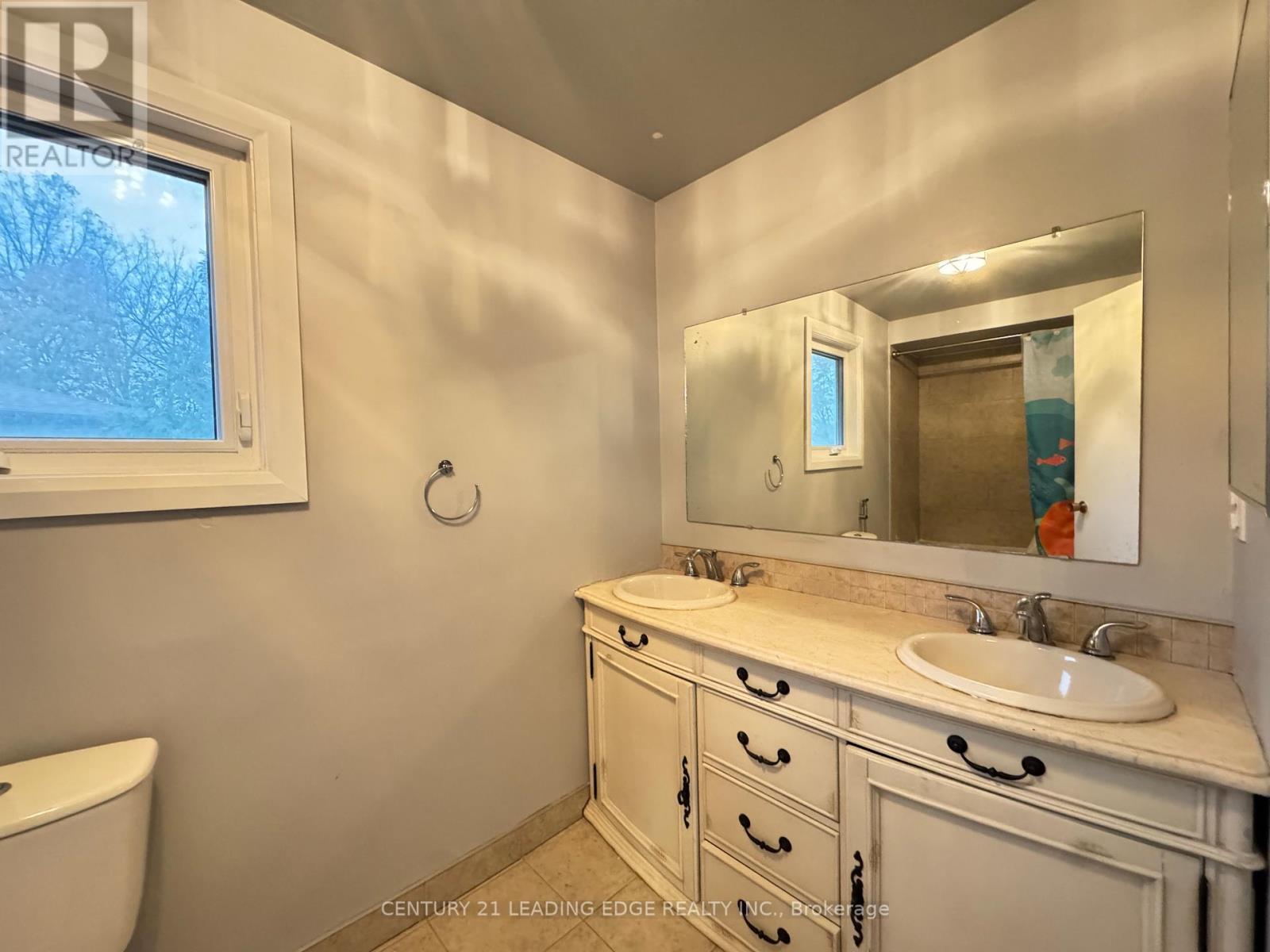 13 Spring Street, Whitchurch-Stouffville, Ontario  L4A 7X1 - Photo 29 - N12515384