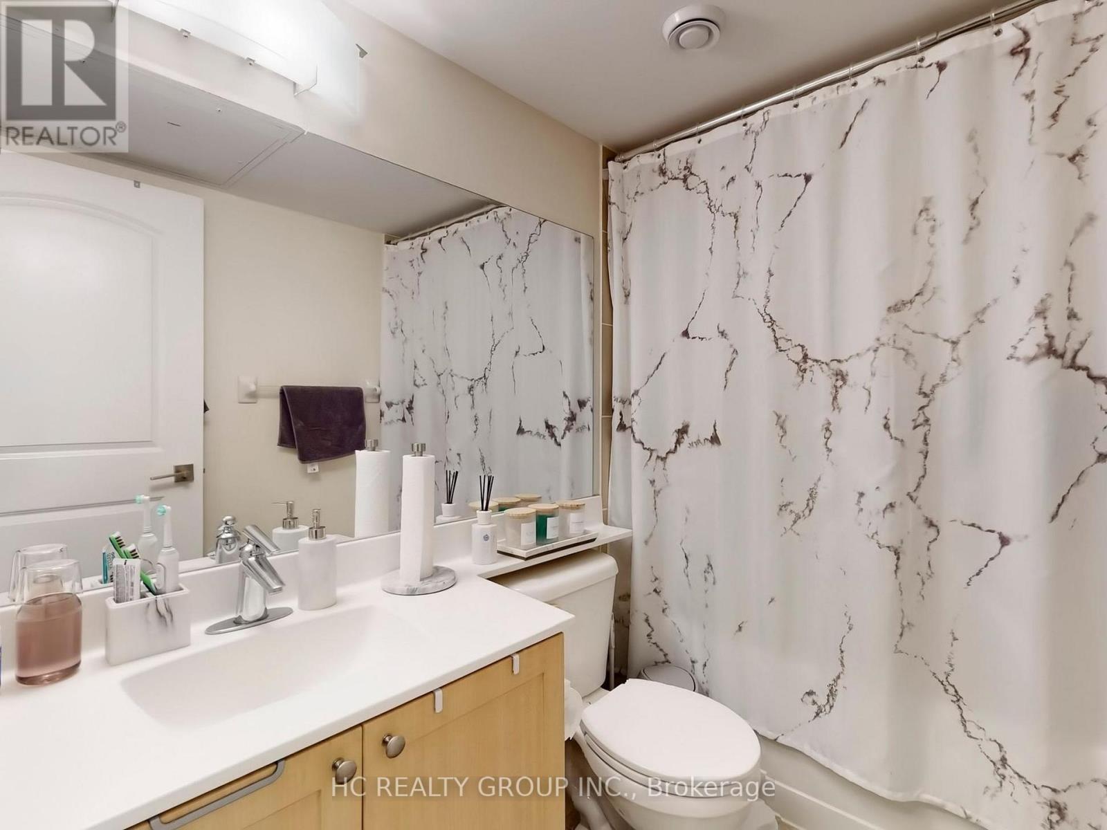 1102 - 55 De Boers Drive, Toronto, Ontario  M3J 0G5 - Photo 11 - W12515380