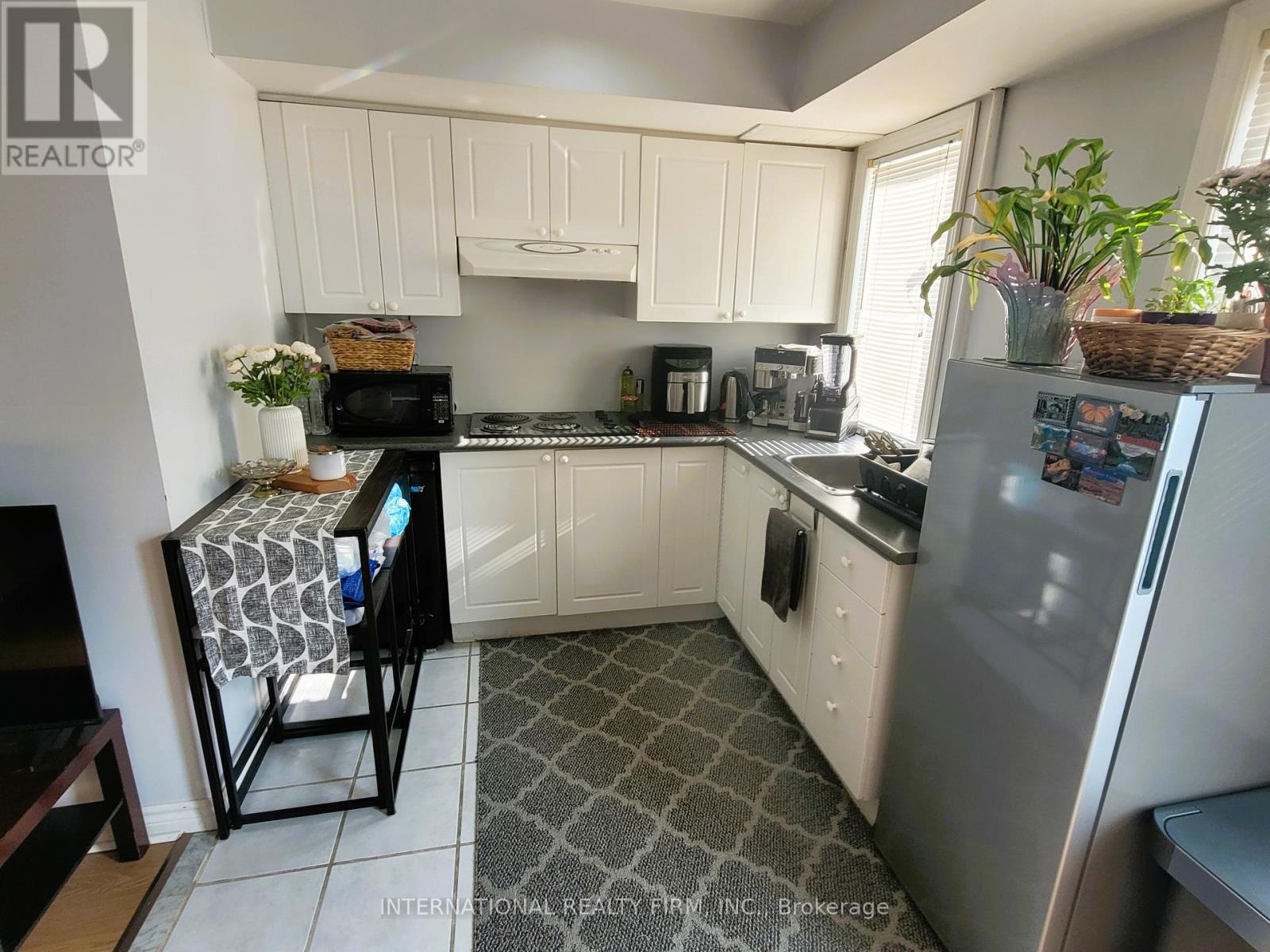 50 Beresford Drive, Richmond Hill, Ontario L4B 4J6 - Photo 20 - N12489136