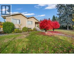 <div class="price">$6,800 Monthly</div> 2051 W 17th Avenue, Vancouver<br><div style="margin-bottom:8px;"><small>RE/MAX Crest Realty</small></div><div class='bed_bath'>7 Bed | 4 Bath</div>