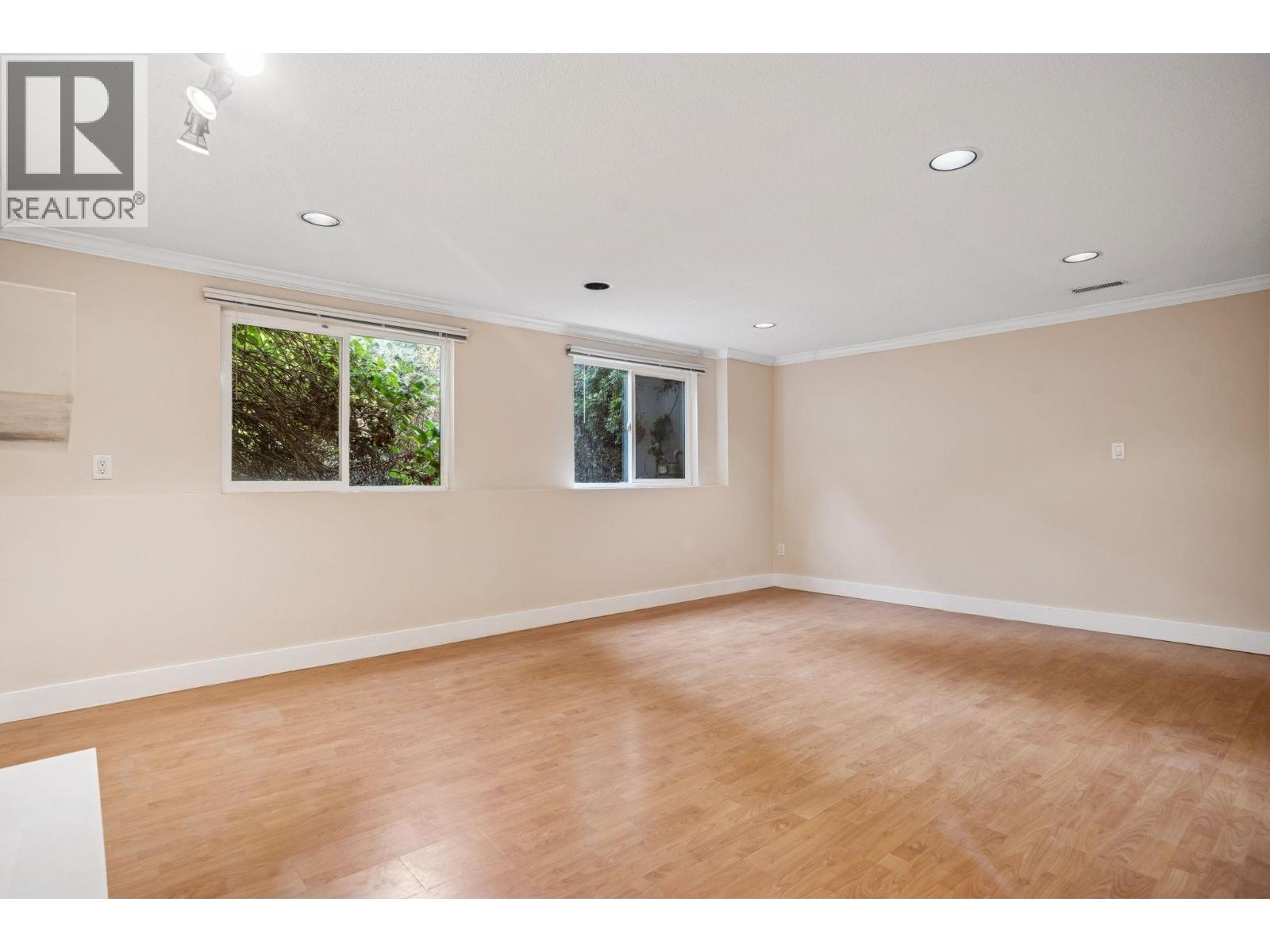 211 Clearview Drive, Port Moody, British Columbia  V3H 2S7 - Photo 15 - R3065229