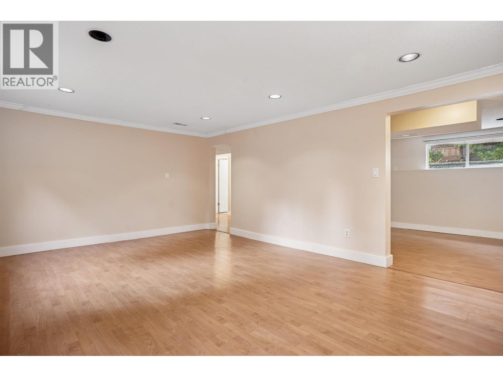 211 Clearview Drive, Port Moody, British Columbia  V3H 2S7 - Photo 16 - R3065229