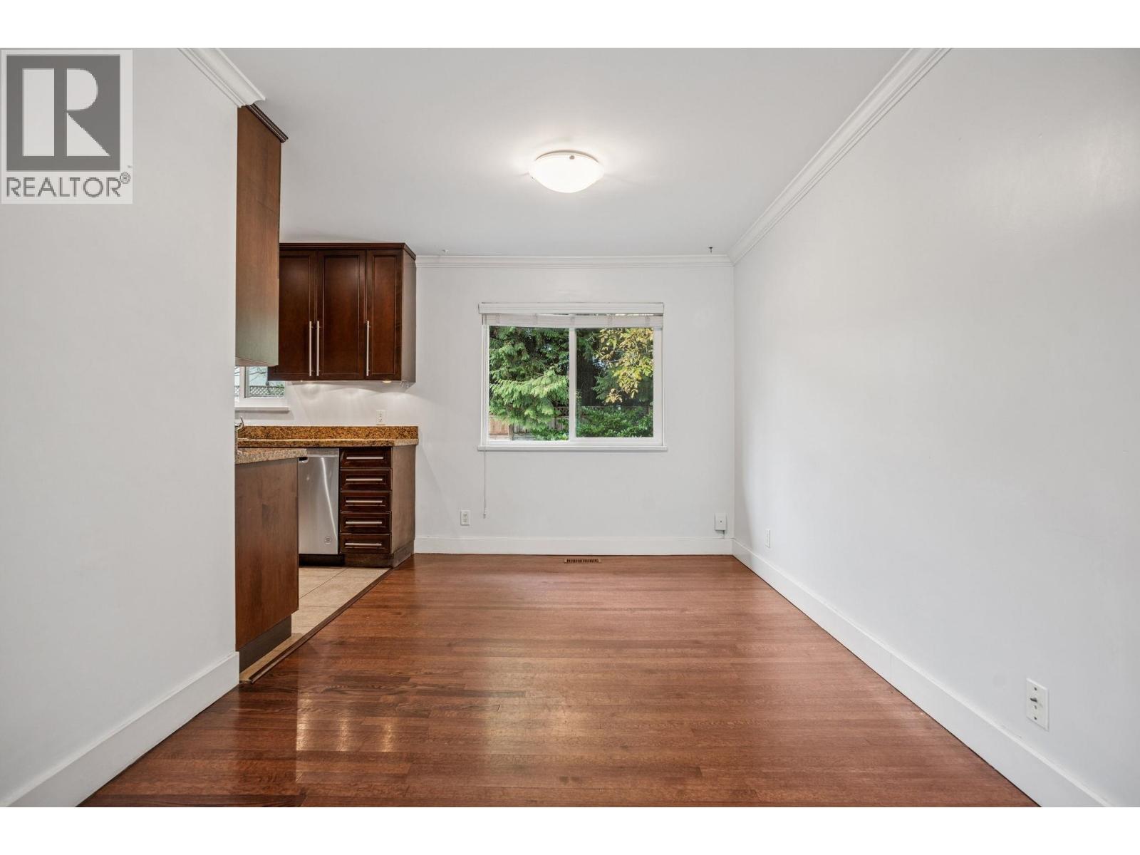 211 Clearview Drive, Port Moody, British Columbia  V3H 2S7 - Photo 7 - R3065229