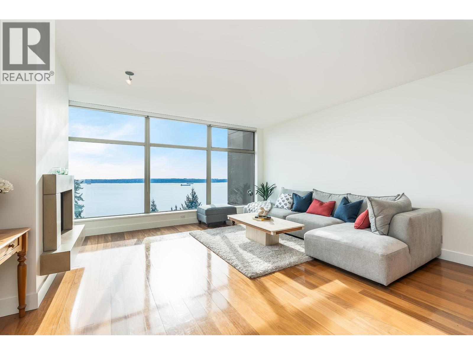 1101 3335 Cypress Place, West Vancouver, British Columbia V7S 3J8 - Photo 4 - R3065363