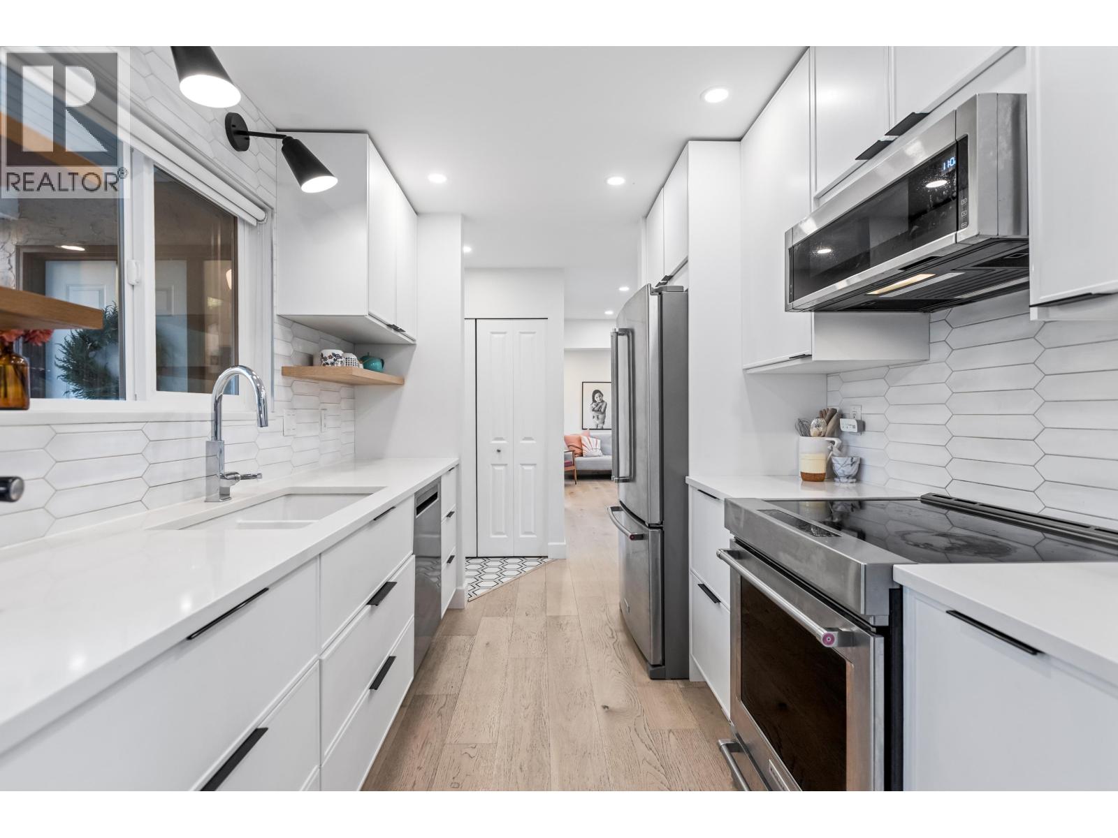 106f 3655 Shaughnessy Street, Port Coquitlam, British Columbia V3B 6C8 - Photo 4 - R3065353