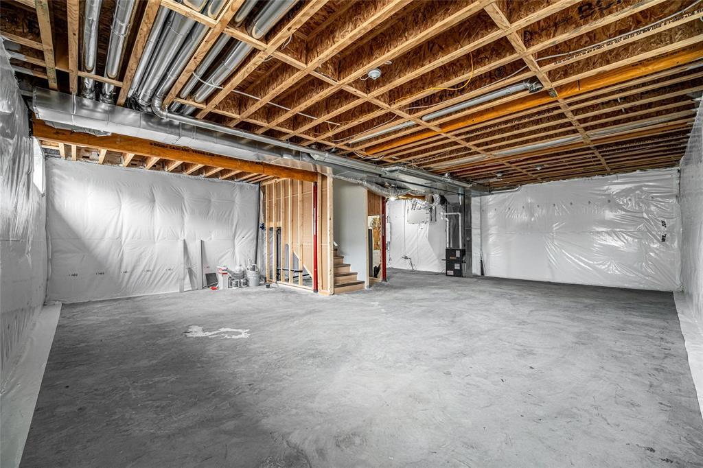 6 Avior Drive, Winnipeg, Manitoba  R2V 5H4 - Photo 39 - 202527710