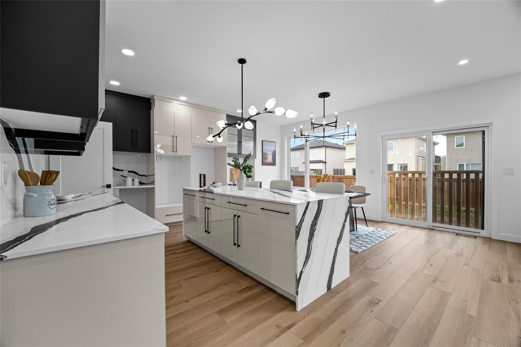 6 Avior Drive, Winnipeg, Manitoba  R2V 5H4 - Photo 11 - 202527710