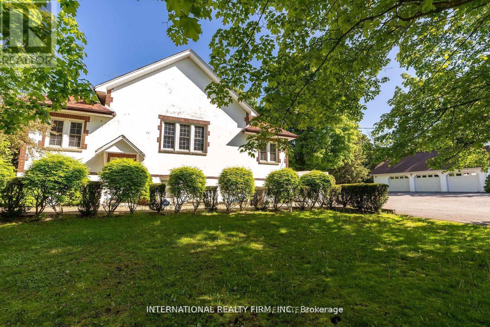 138 COLUMBUS ROAD W, Oshawa, Ontario