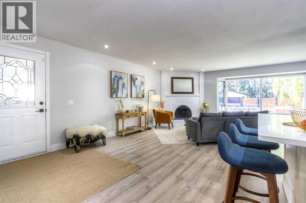 511 Cedarille Crescent Sw, Calgary, Alberta  T2W 2H6 - Photo 17 - A2263171