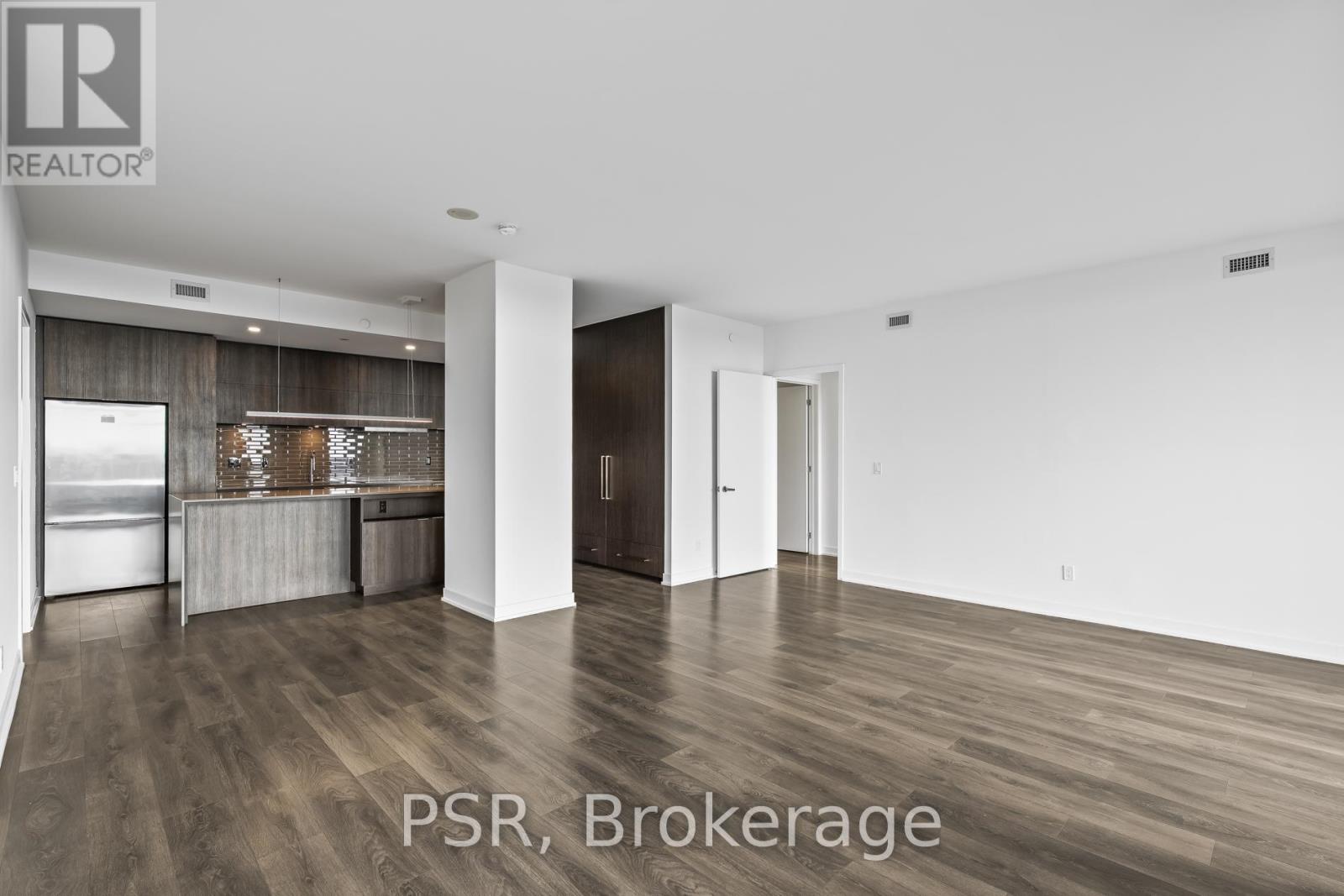 2207 - 2 St Thomas Street, Toronto, Ontario  M5S 2Z1 - Photo 3 - C12514916