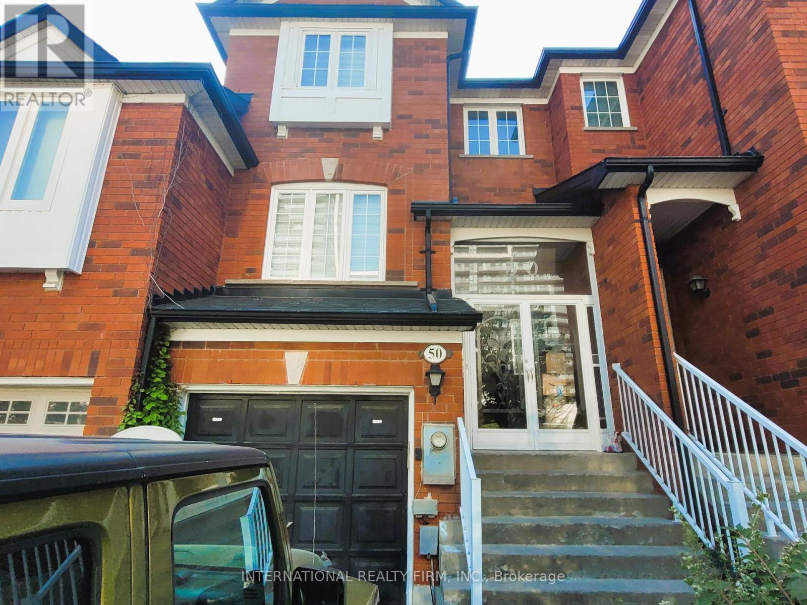 50 Beresford Drive, Richmond Hill, Ontario L4B 4J6 - Photo 22 - N12489136