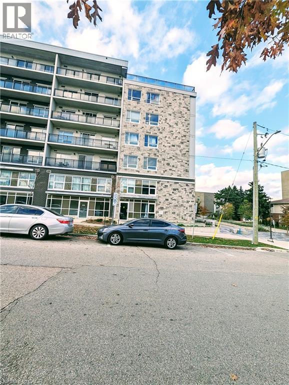 275 B Larch Street Unit# 514, Waterloo, Ontario N2L 3R2 - Photo 2 - 40784947