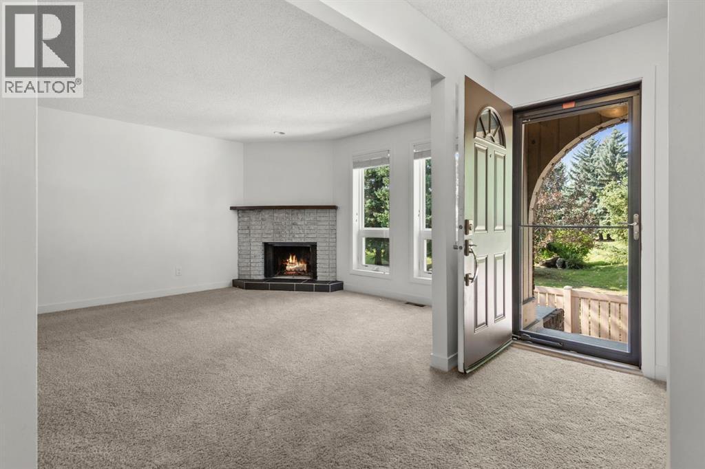 2 Canterbury Gardens Sw, Calgary, Alberta  T2W 2S9 - Photo 10 - A2255220