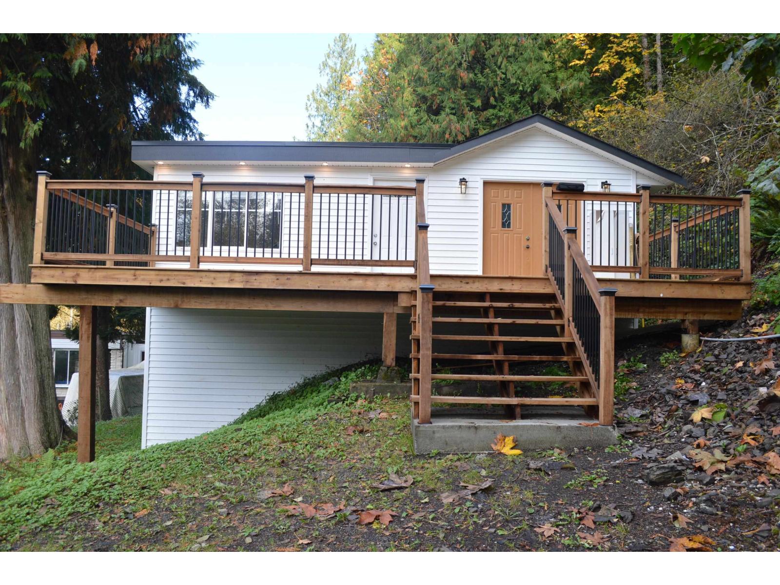 45992 Gurney Road, Cultus Lake East, Cultus Lake, British Columbia  V2R 5A8 - Photo 18 - R3062772