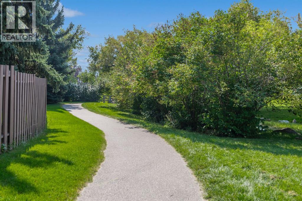 2 Canterbury Gardens Sw, Calgary, Alberta  T2W 2S9 - Photo 33 - A2255220